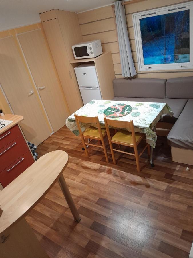 Location Mobil-Home Le Parc Des Roches Saint-Chéron Eksteriør billede