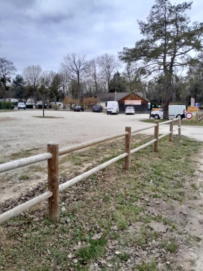 Location Mobil-Home Le Parc Des Roches Saint-Chéron Eksteriør billede